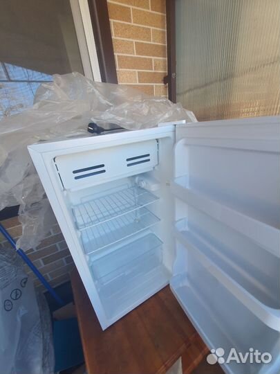 Холодильник dexp маленький