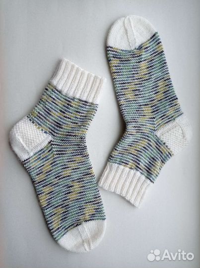 Вязаные носки женские