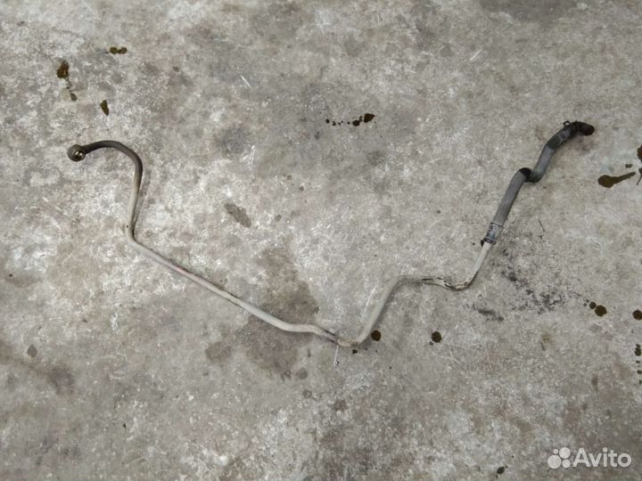 Трубка гур Шкода Октавия A4