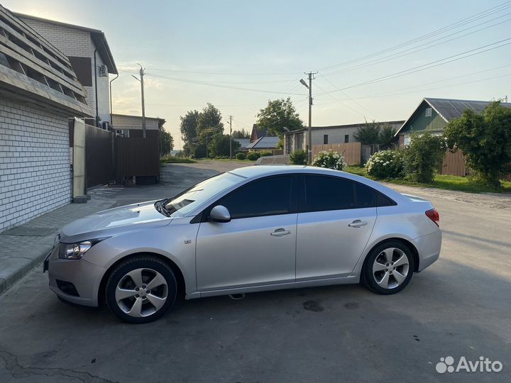 Chevrolet Cruze 1.8 МТ, 2012, 190 000 км