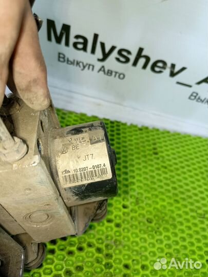 Блок ABS Volkswagen jetta 5 1ko907379p