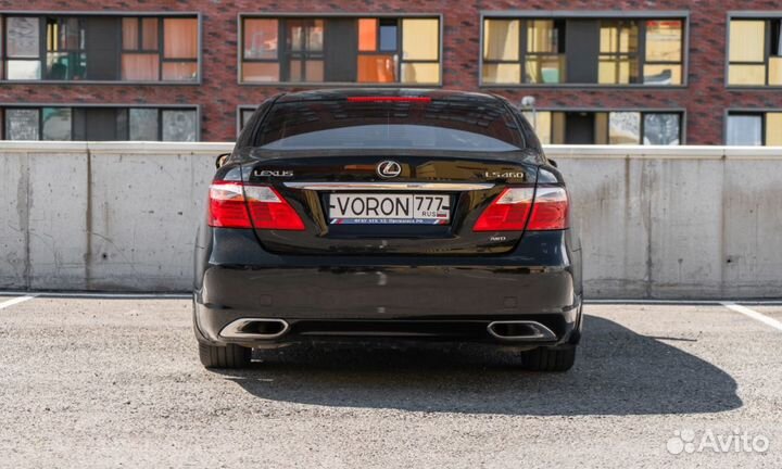 Аренда Lexus LS IV рестайлинг (2009—2012) от одной минуты в Москве