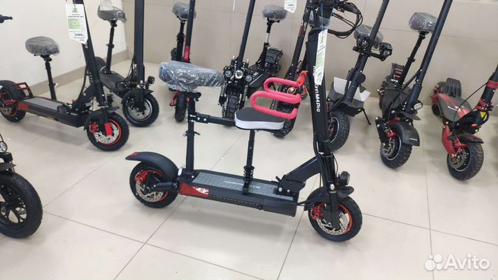 Детское сиденье на электросамокат