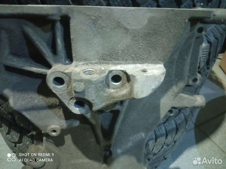 Передняя крышка двс ford 1.8