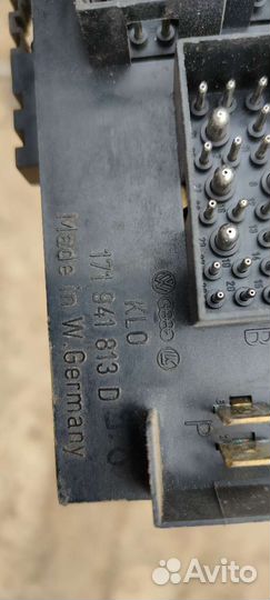 Блок предохранителей Passat B3/b4 /Golf/ jetta2