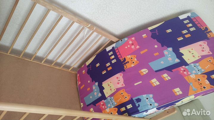 Детская кроватка с новым матрасиком, б/у год