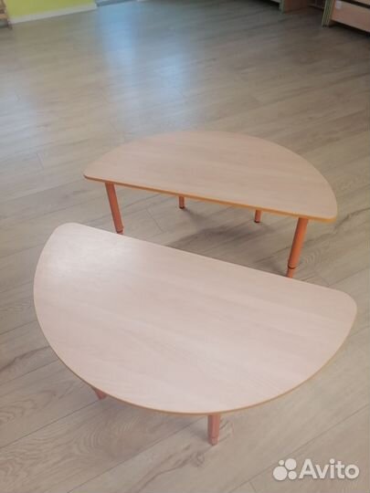 Детский стол из двух половин
