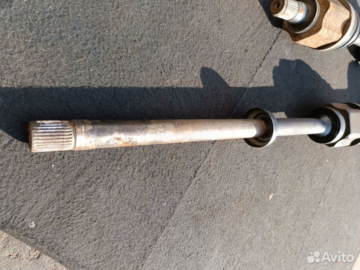 Привод передний правый Freelander2 L359 224DT АКПП