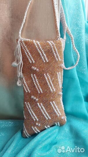 Чехол для телефона из бисера