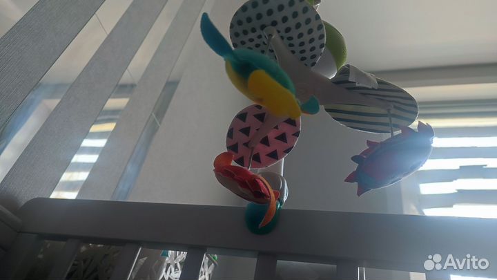 Мобиль на кроватку tiny love