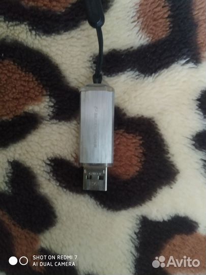 Флешка usb 16gb