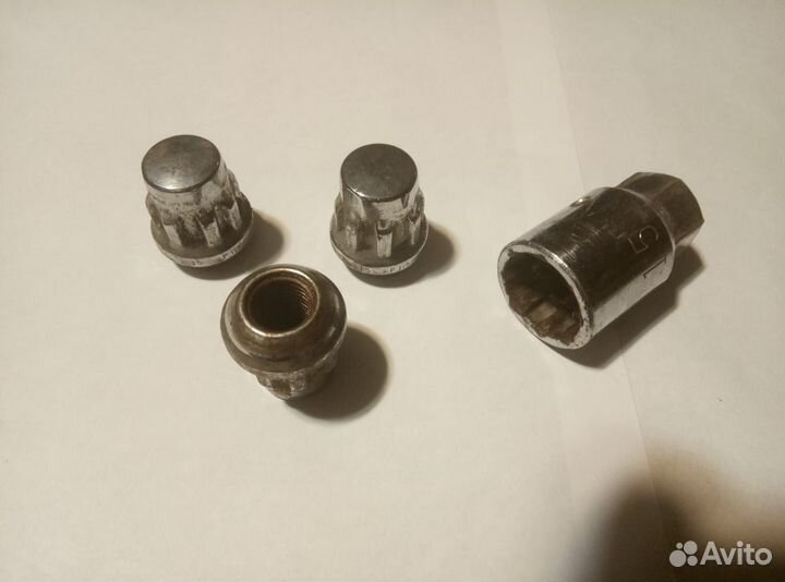 Секретка honda cr-v 3 2008