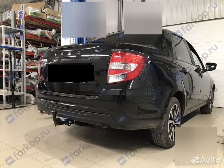 Фаркоп на гранту седан с розеткой