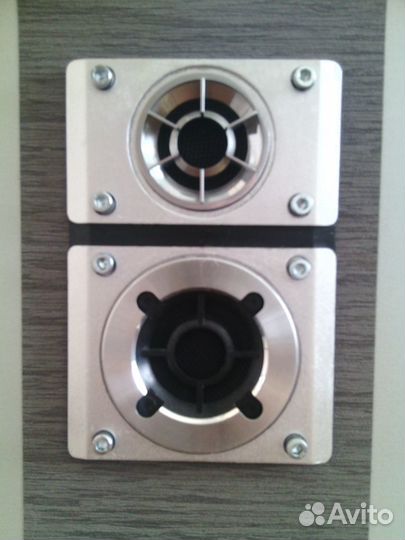 Акустика Loewe. Hi-Fi Box LB-900