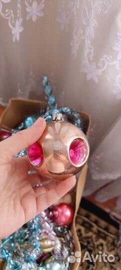 Новогодние ёлочные игрушки