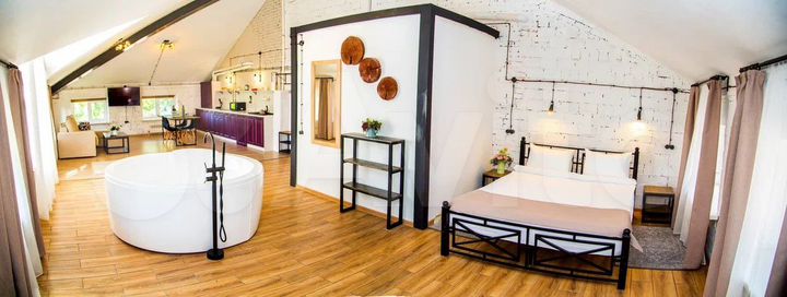 Квартира-студия, 80 м², 3/3 эт.
