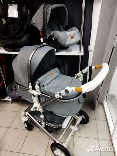 Коляска 3 в 1 новая (автолюлька на шасси)