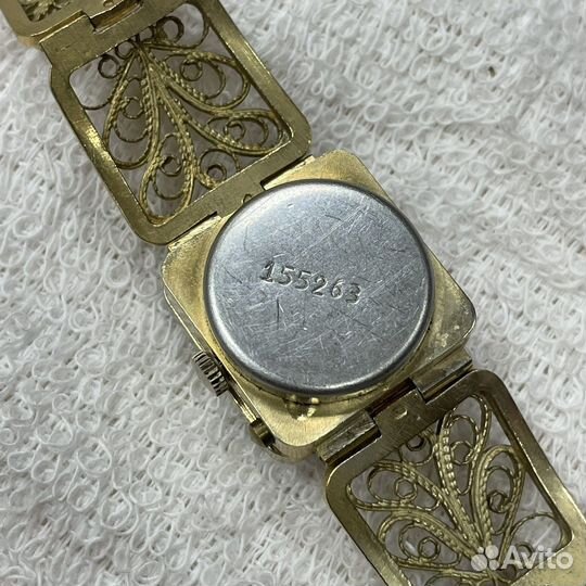 Женские часы чайка 17 камней СССР (сзр)