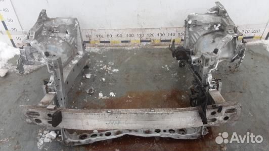 Передняя панель крепления облицовки (телевизор) to