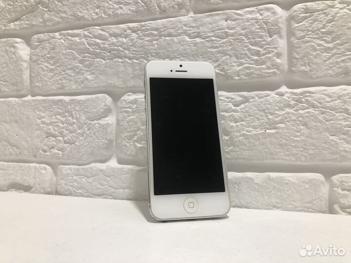 Оригинальный iPhone 5s