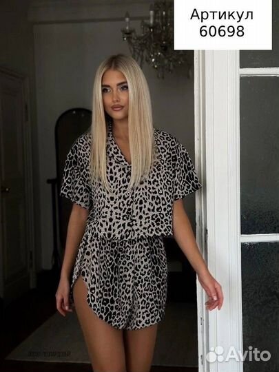 Костюм двойка с шортами