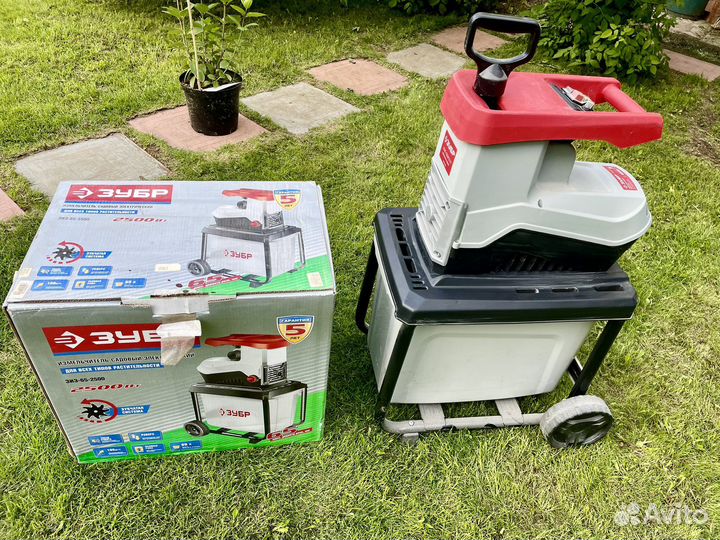 Измельчитель электрический зубр зиэ-65-2500