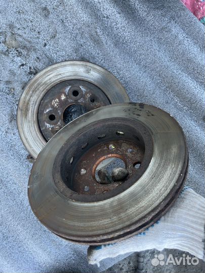 Тормозной диск Kia Spectra