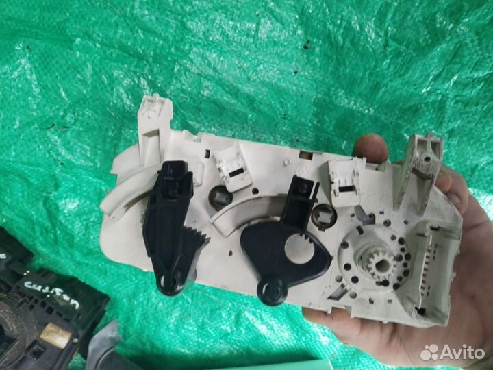 Блок управления печкой Рено Симбол 2003г