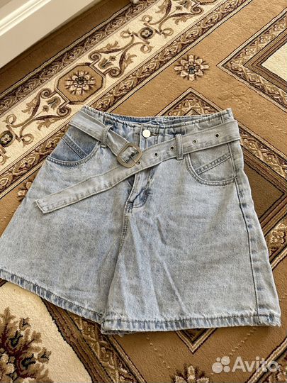 Джинсовые шорты