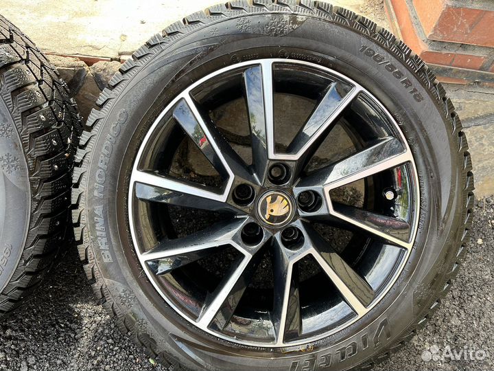 Viatti Brina Nordico V-522 195/55 R15 85T