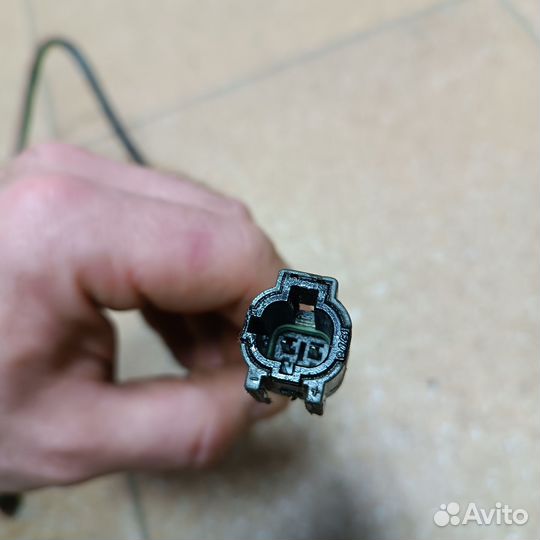 Датчик заднего хода Subaru Legacy 2