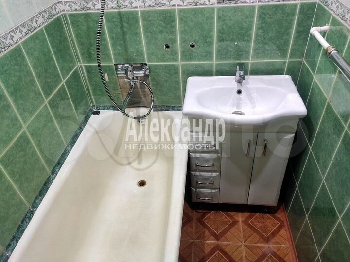 1-к. квартира, 32,3 м², 1/9 эт.