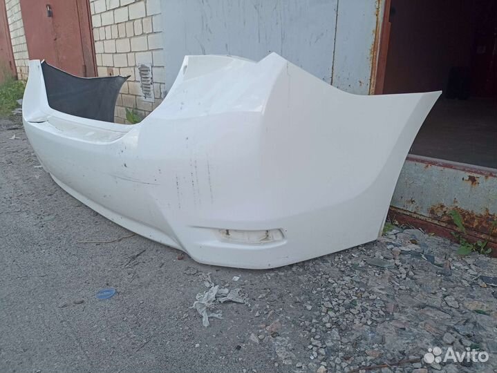 Продам бампер тойота королла