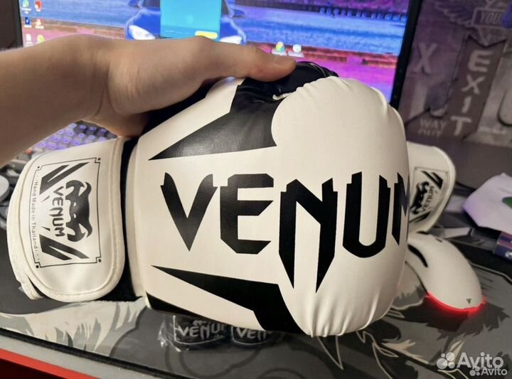 Боксёрский перчатки venom