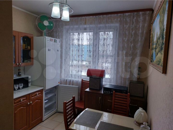 2-к. квартира, 50 м², 4/17 эт.