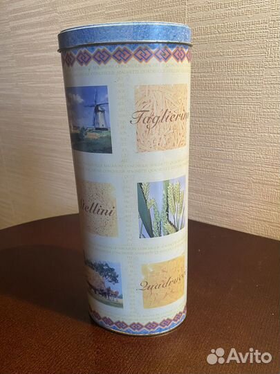 Емкость пищевая для хранения сыпучих продуктов