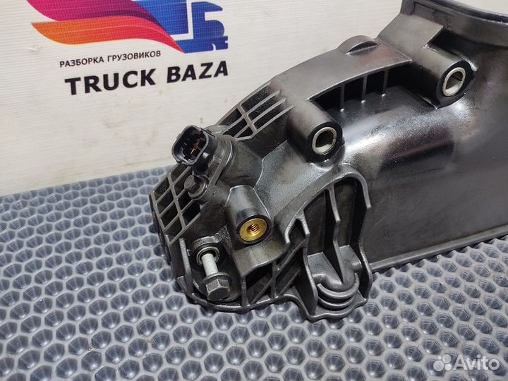 Крышка плиты двигателя