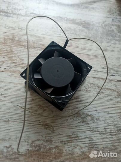 Вентилятор/ кулер sunon 80x80x38