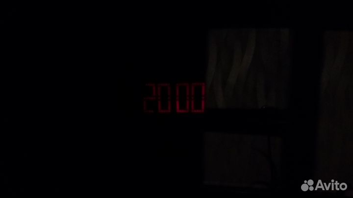 Проекционные часы Oregon RM338P