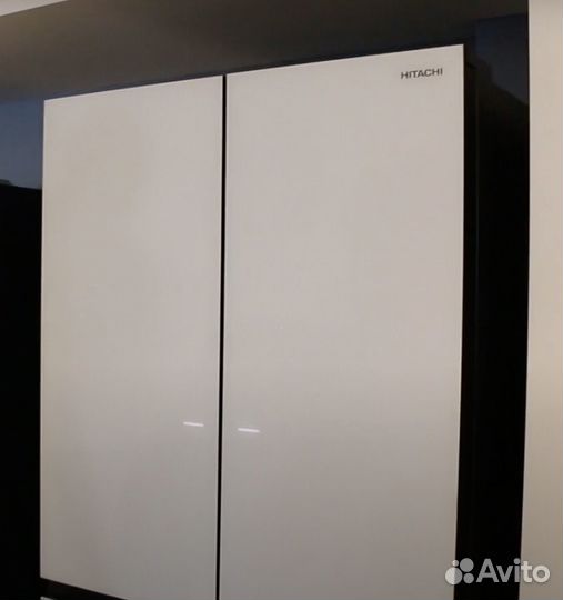 Hitachi R-WB640VRU0X