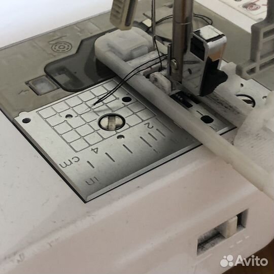 Швейная машина Brother NV10