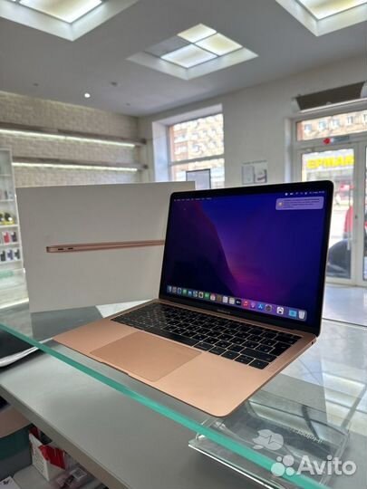 Macbook Air 13 A1932 8/128GB Ростест