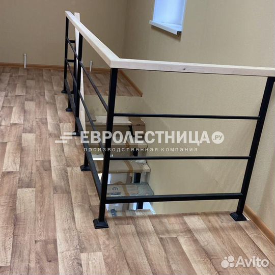 Лестница в коттедж