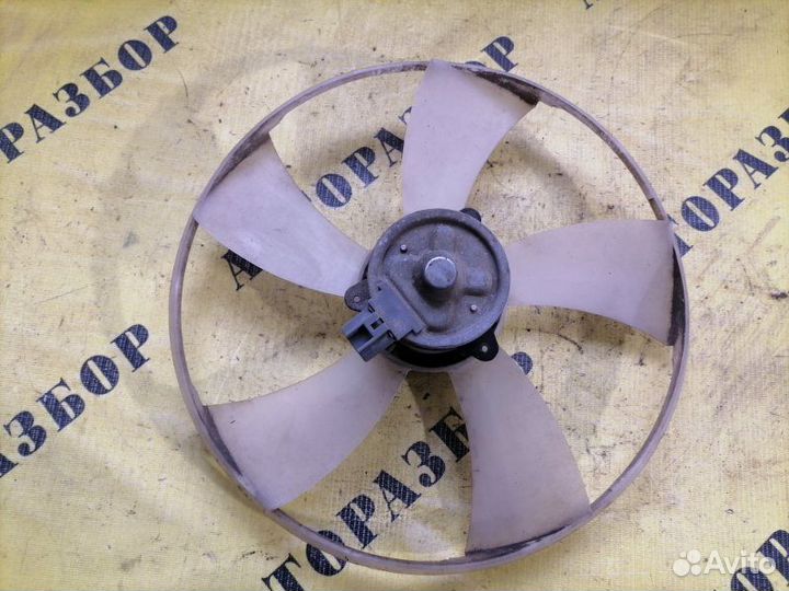 Вентилятор радиатора Toyota Rav4 40 2013-2019