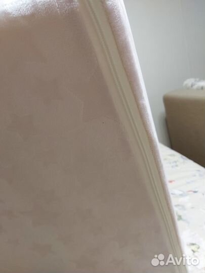 Клиновидная подушка для детей