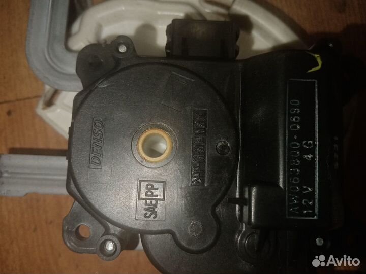 Блок управления заслонкой отопителя Субару tribeca