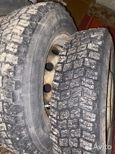 Продам колеса на Ниву 