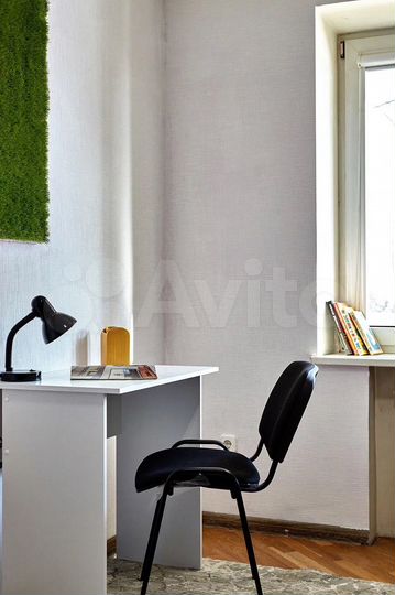 Комната 20 м² в 4-к., 2/10 эт.