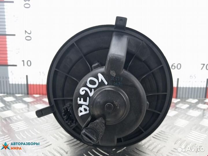 Моторчик печки Volkswagen Caddy 3 2008 8451026000