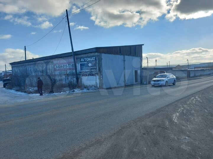 Гараж, > 30 м²